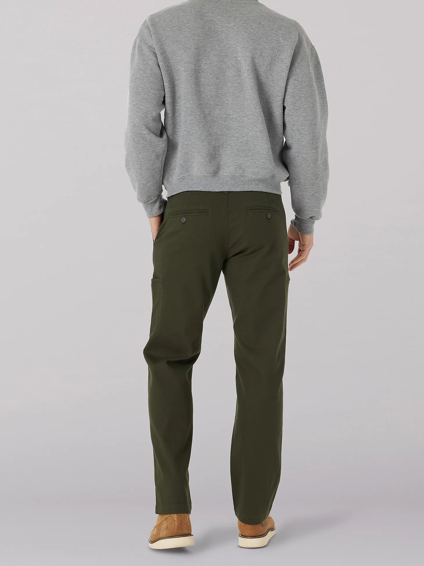 lee extreme motion cargo pant olive green back