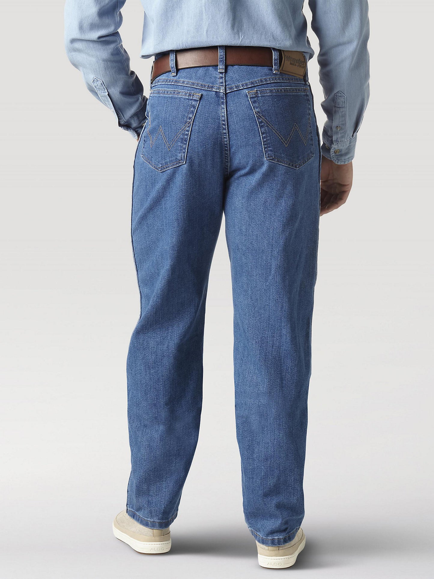 Men's Wrangler Relaxed Fit Stretch Jean